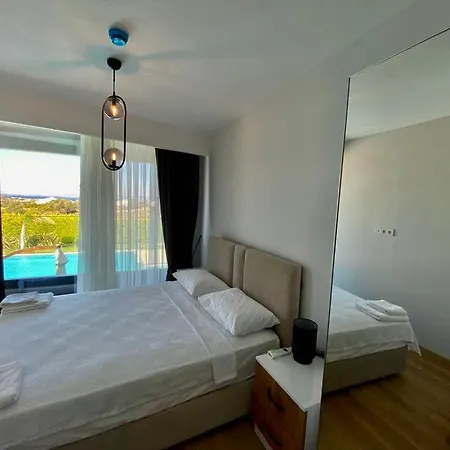 Luks Komplek Nautilus Unique'de Dublex Çeşme